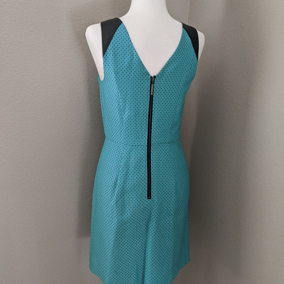 Kensie Teal w/ Pokadot Black Shoulder Small dress - Picture 6 of 15